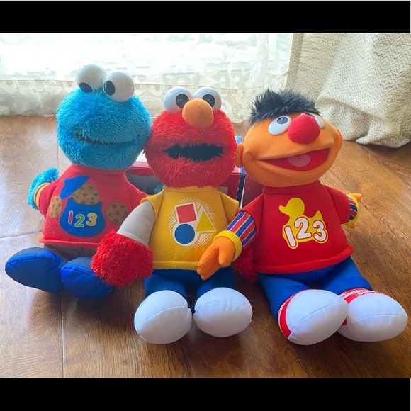Sesame Street Other - Sesame Street Elmo Cookie Ernie talking plush